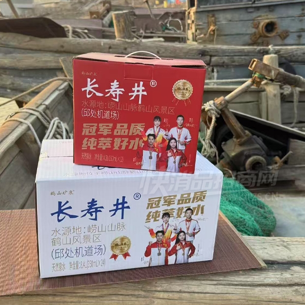 ���پ���Ȫˮ����ˮ