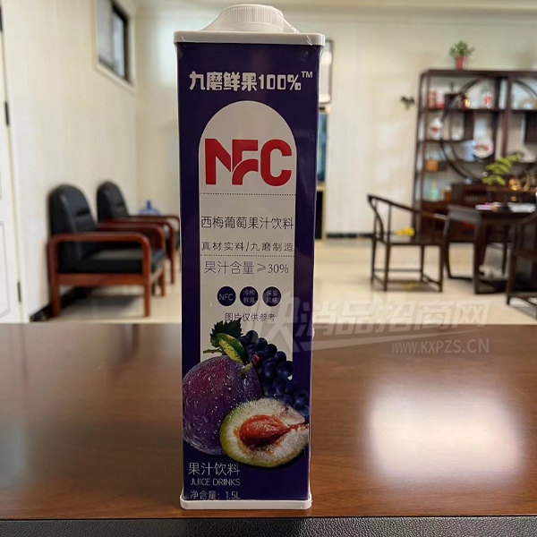 ��ĥ�ʹ�100%��÷���ѹ�֭����1.5L